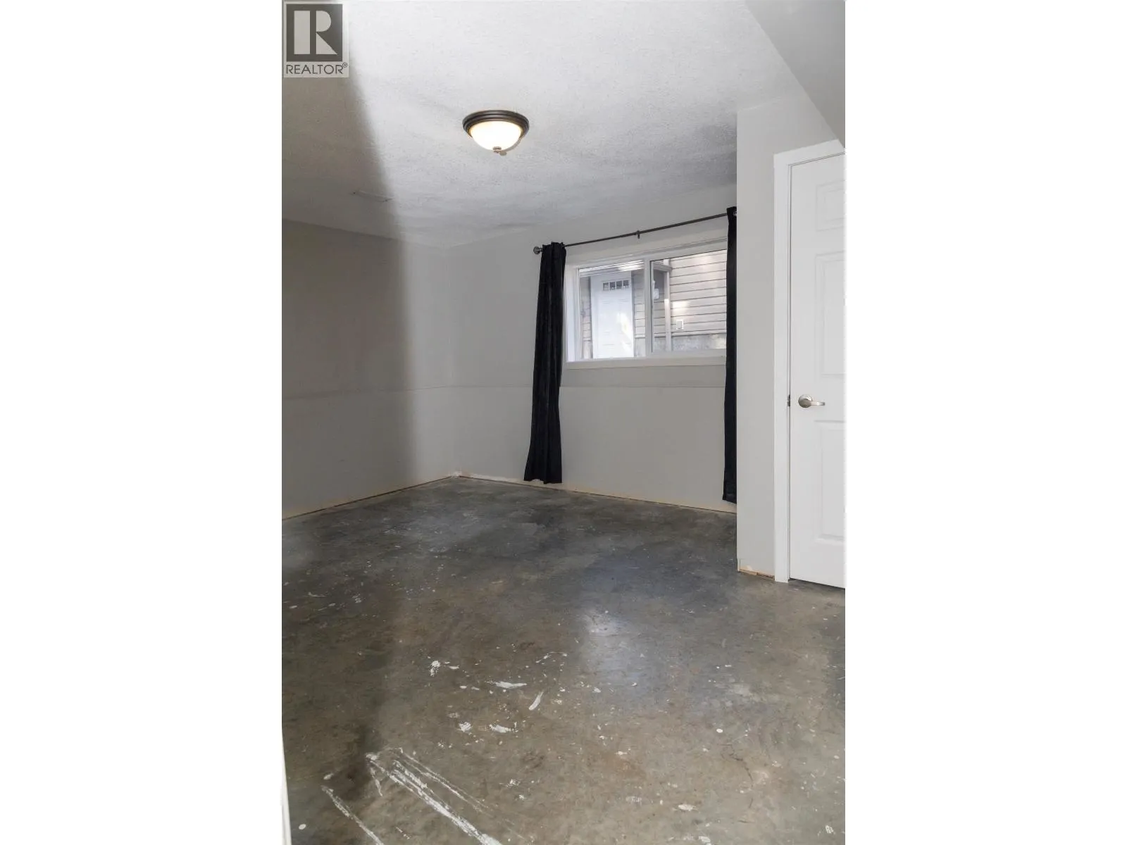 6897 EUGENE ROAD