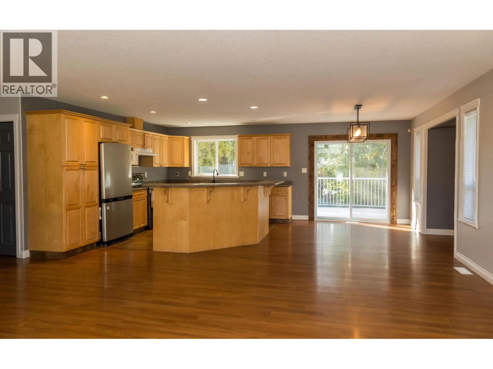 6897 EUGENE ROAD