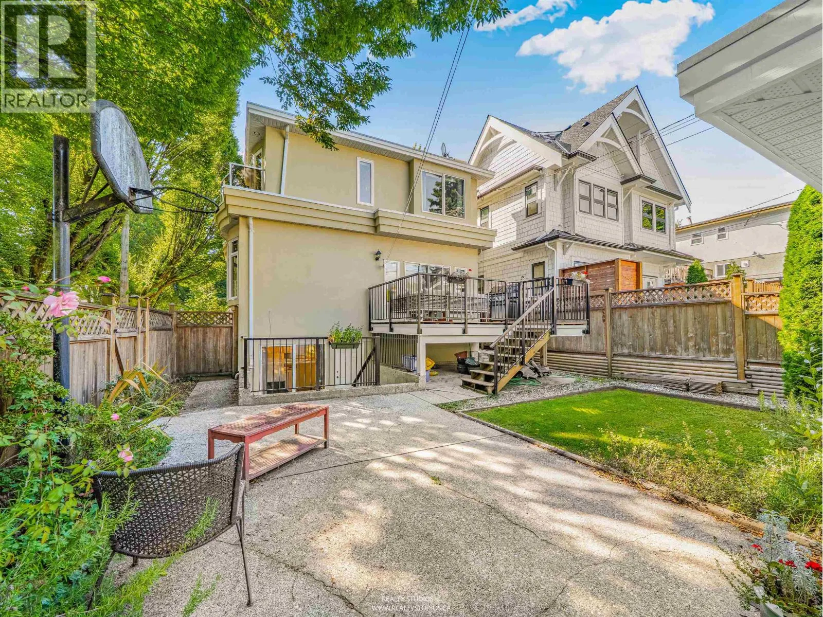 3491 PRINCE EDWARD STREET