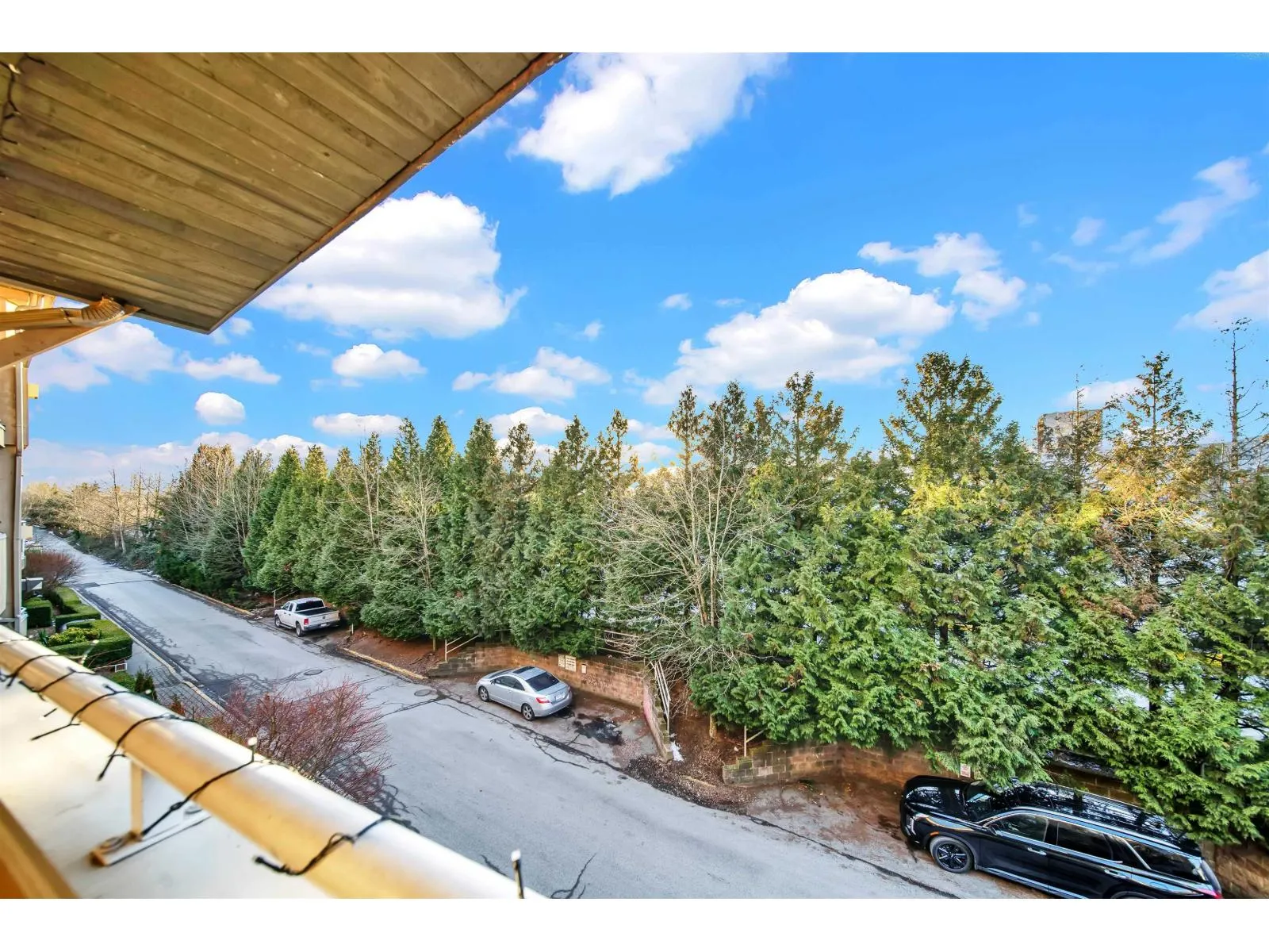 311 13780 76 AVENUE