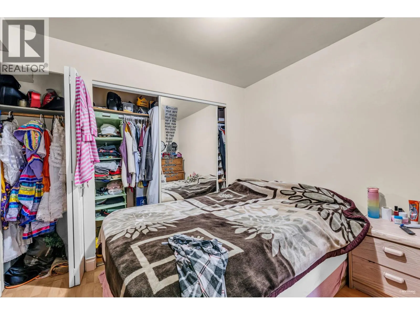 7015--7017 ELWELL STREET