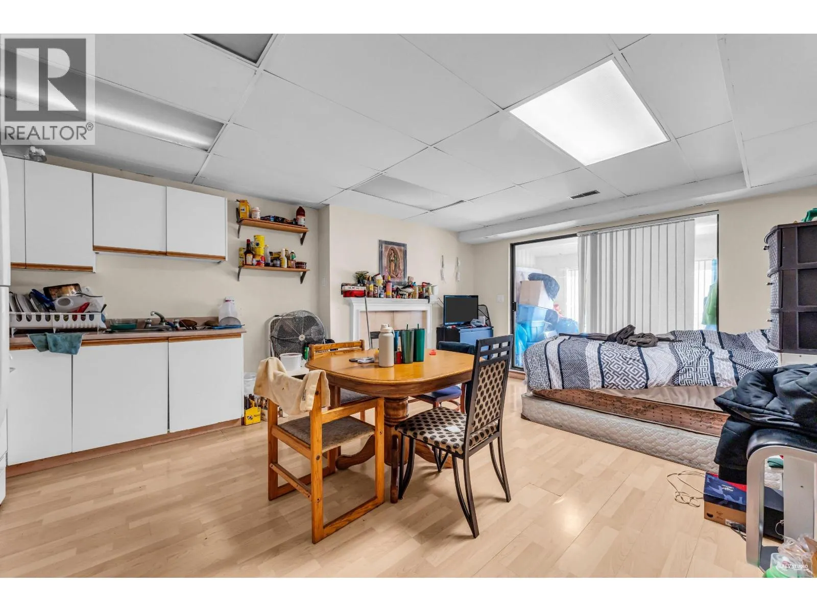 7015--7017 ELWELL STREET