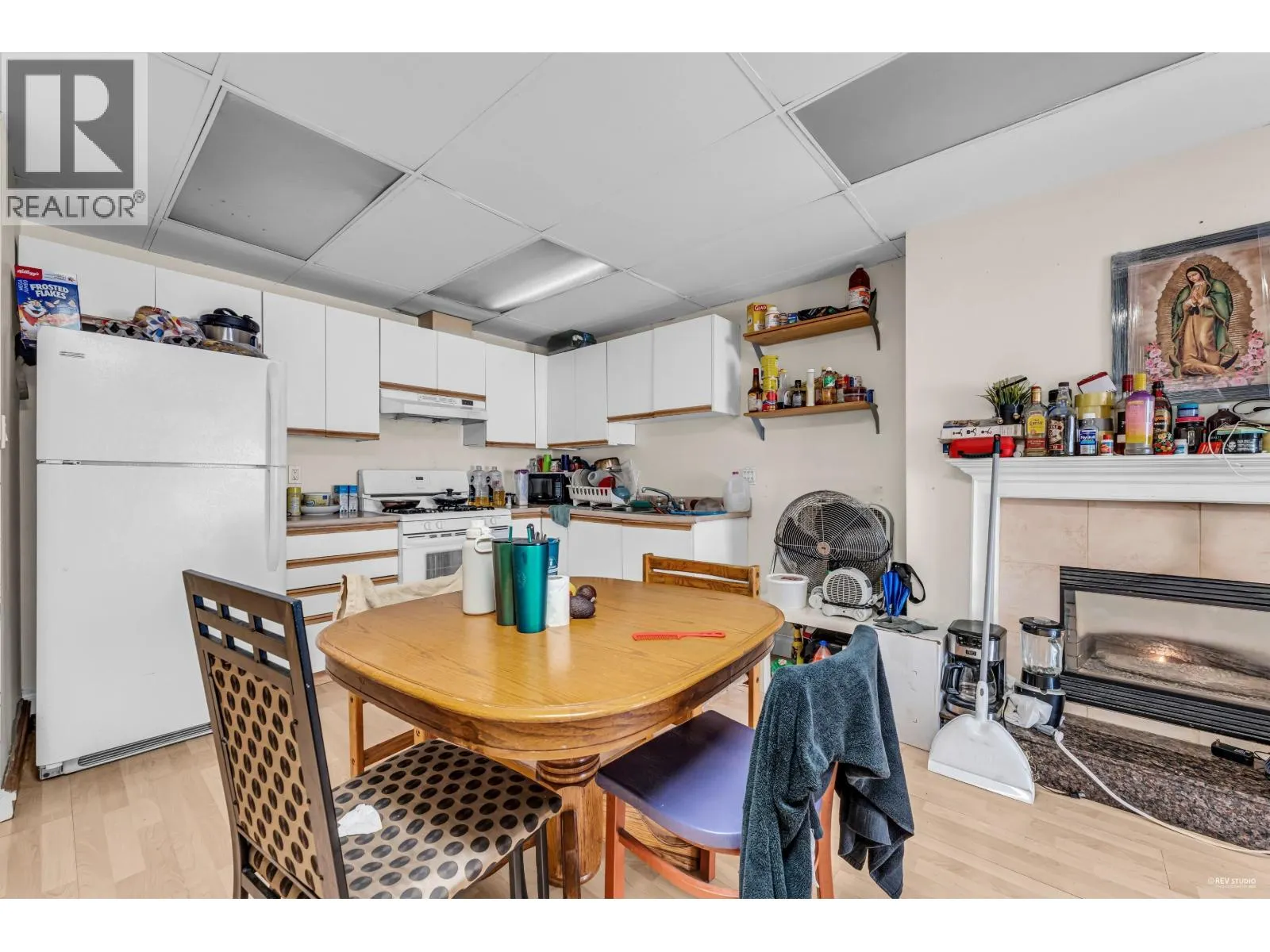 7015--7017 ELWELL STREET