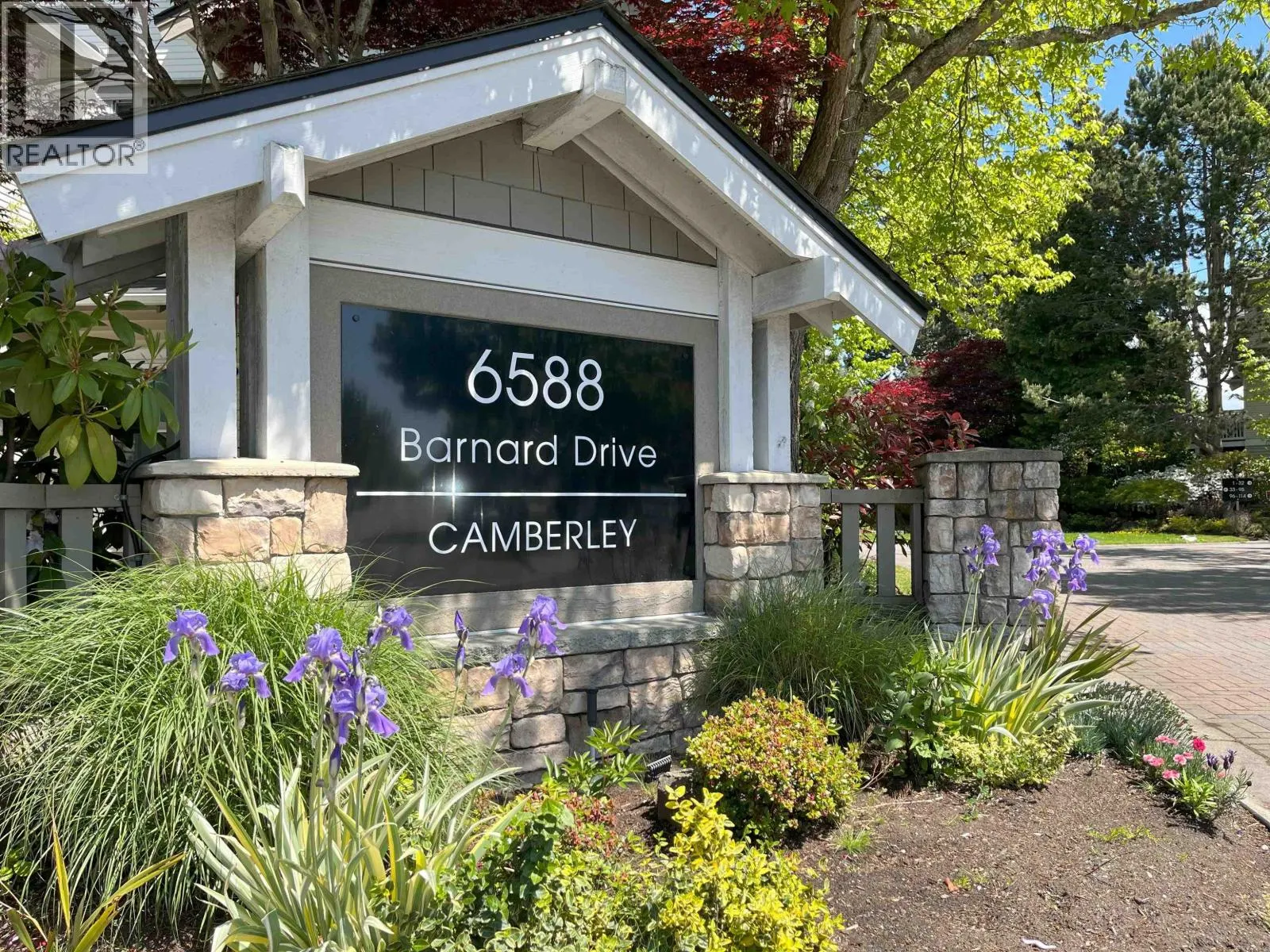 78 6588 BARNARD DRIVE