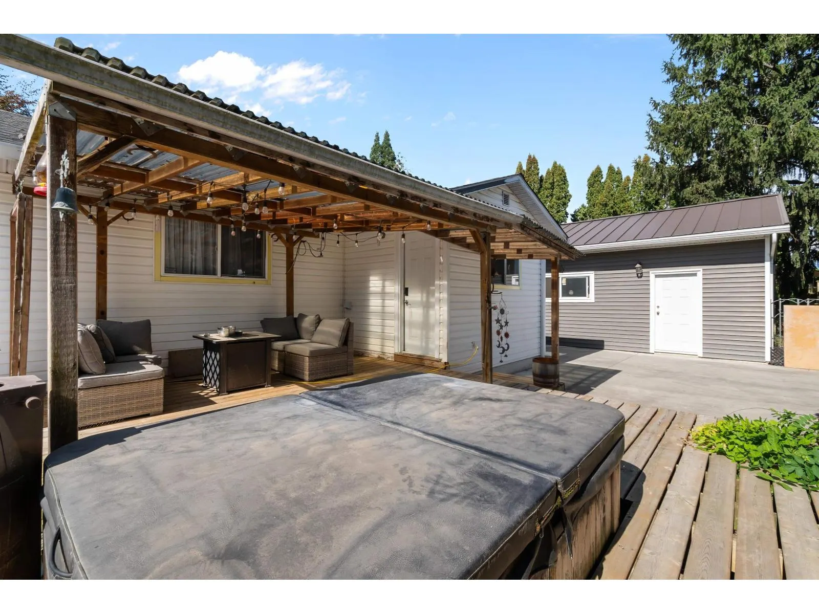 6350 SUMAS PRAIRIE ROAD|Greendale