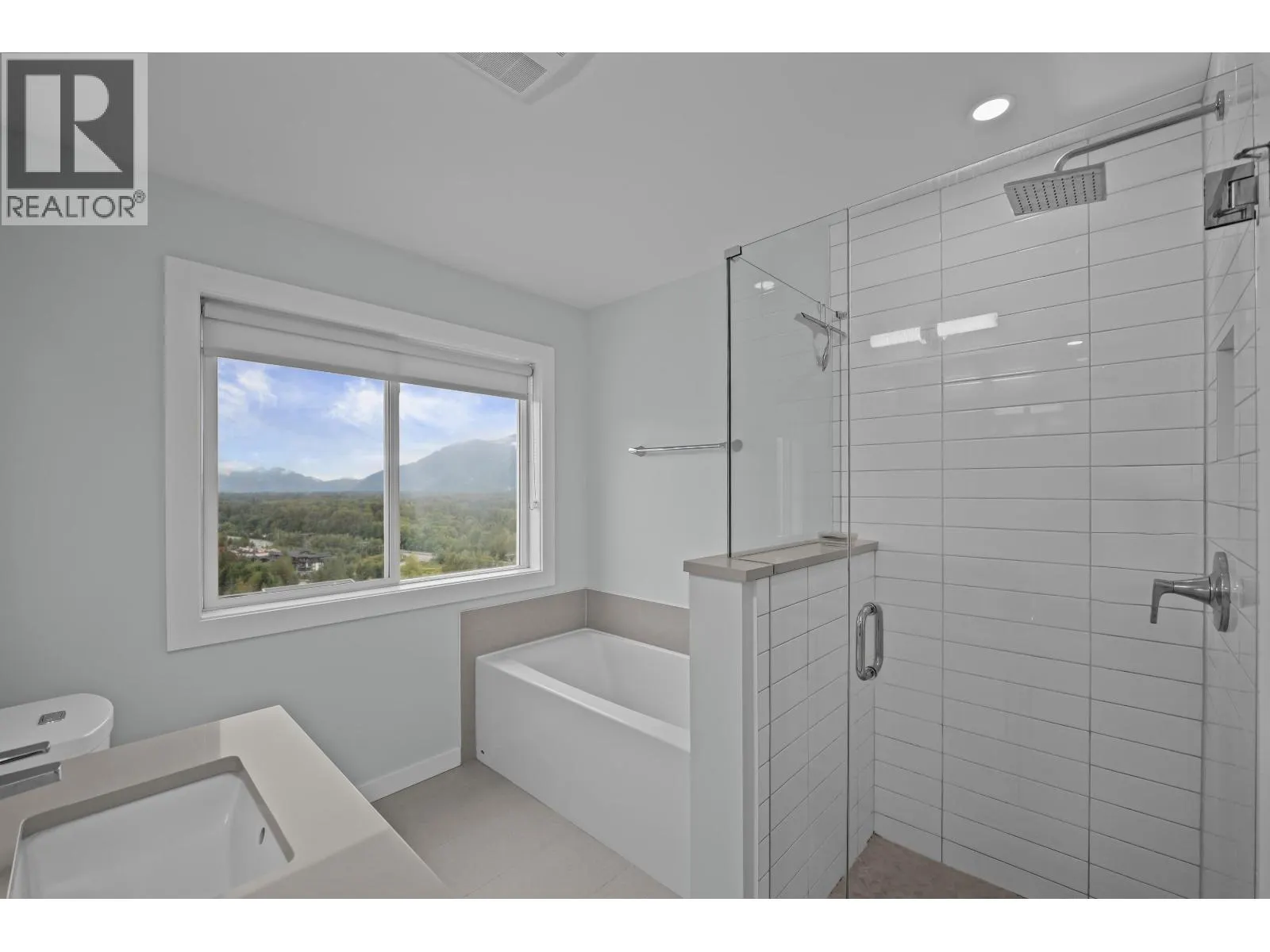 5 41365 SKYRIDGE PLACE