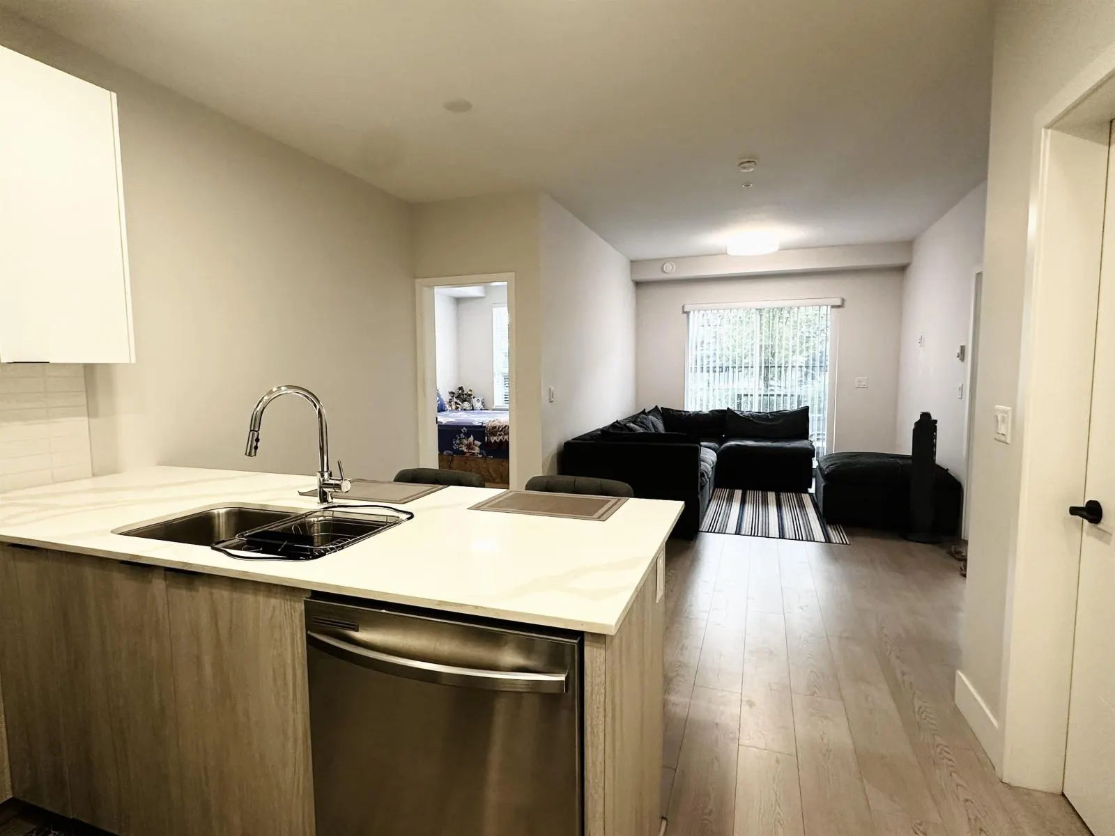 118 5486 199A STREET