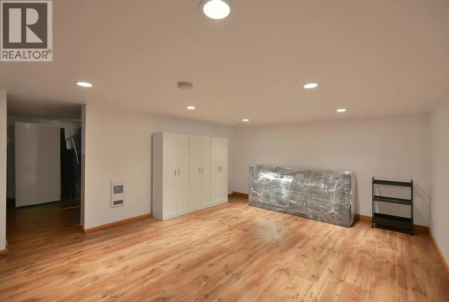 5640 CARMEL PLACE
