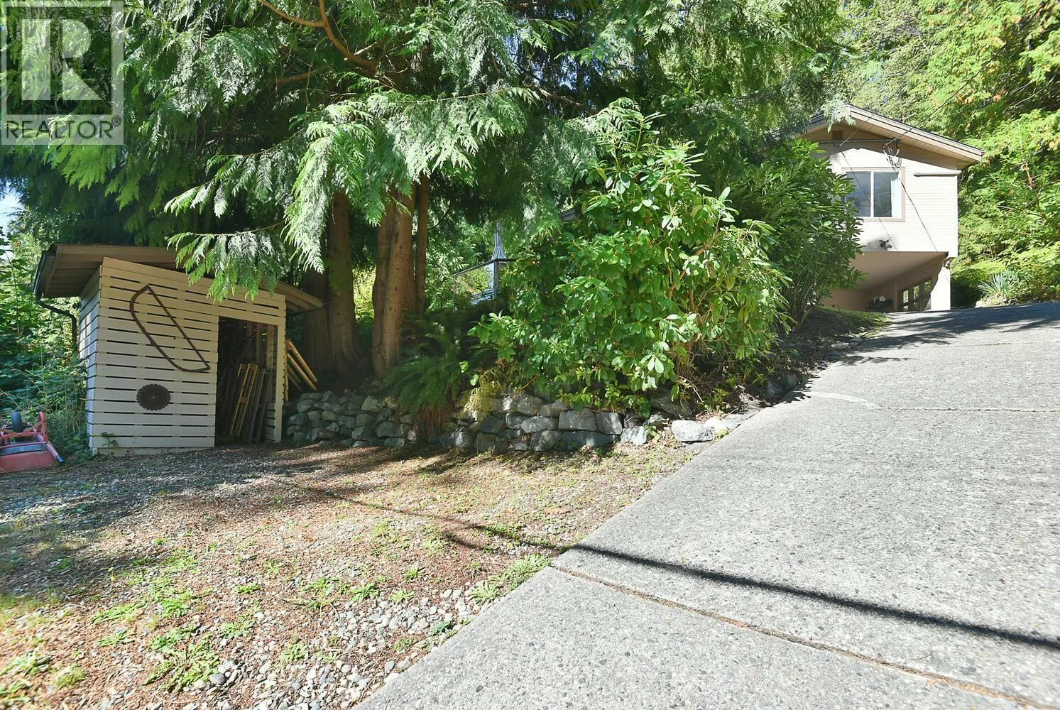5640 CARMEL PLACE