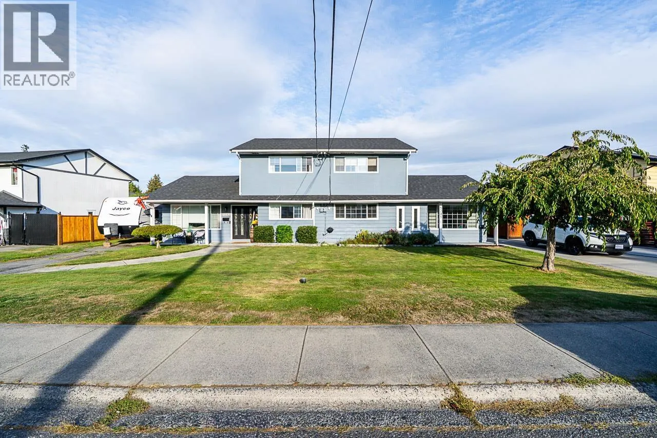 5243 MAPLE CRESCENT