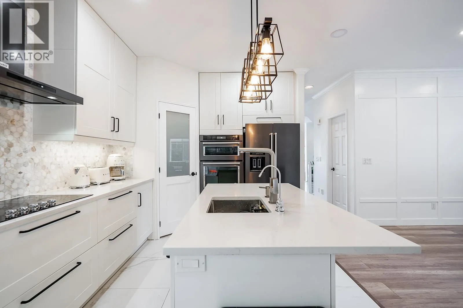 7 2979 PANORAMA DRIVE