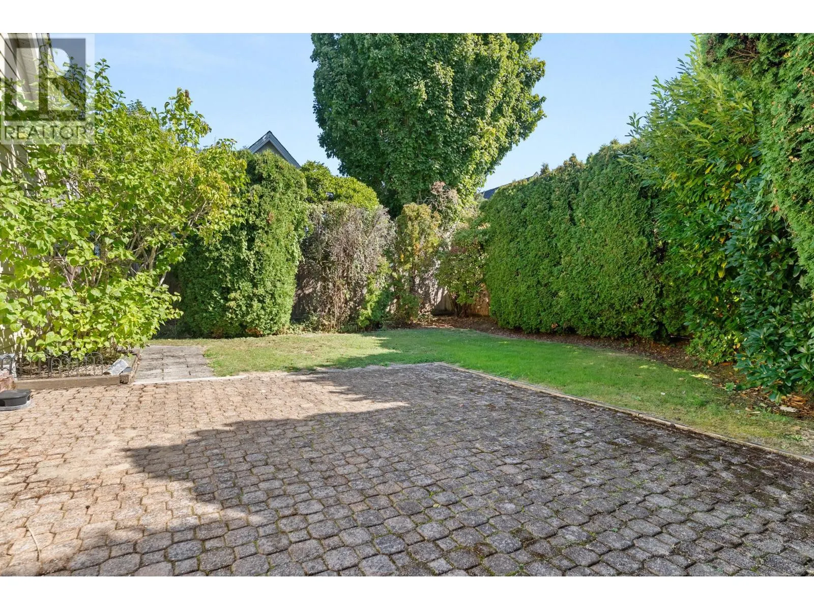 11180 KINGFISHER DRIVE