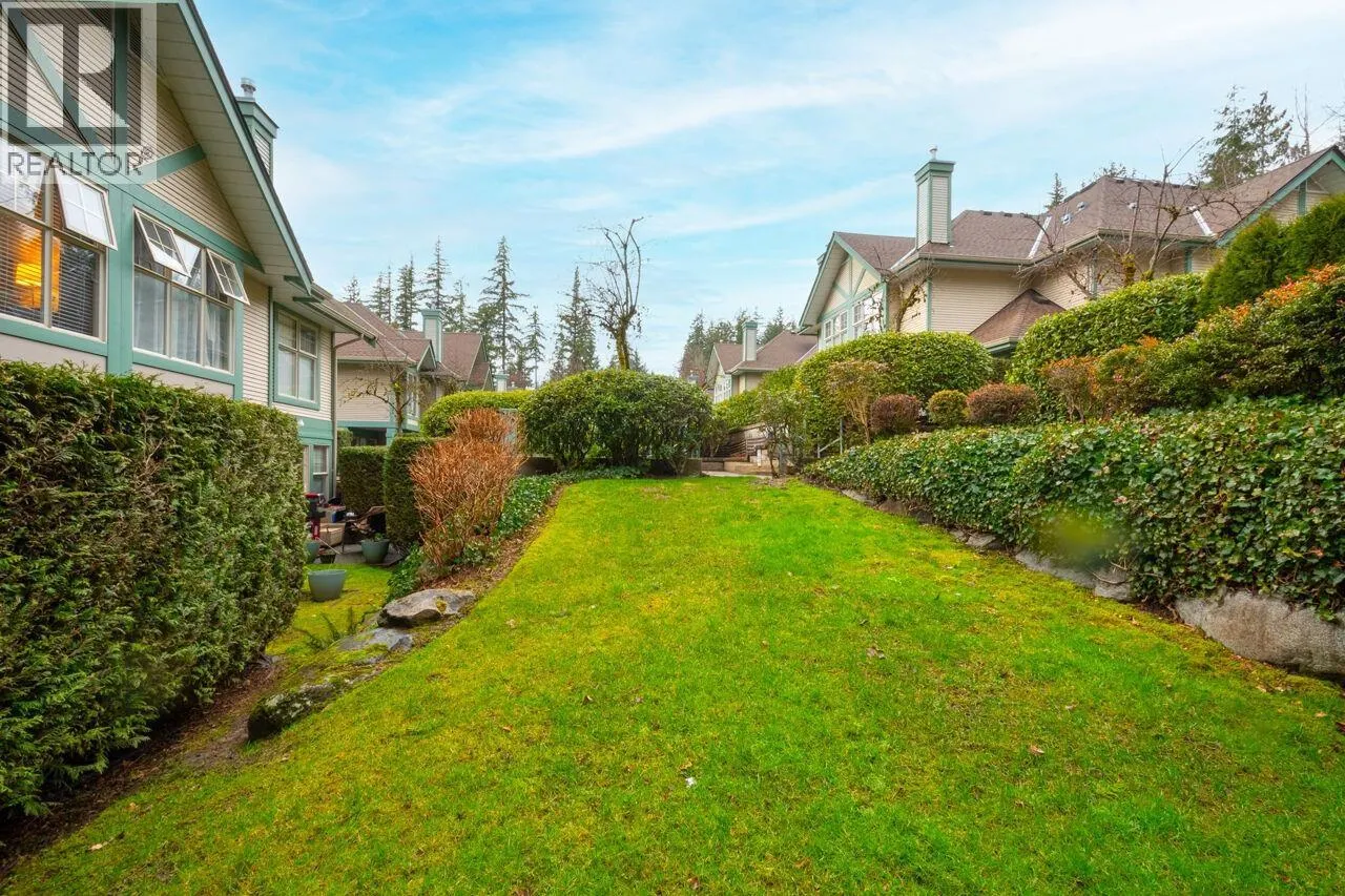 78 65 FOXWOOD DRIVE