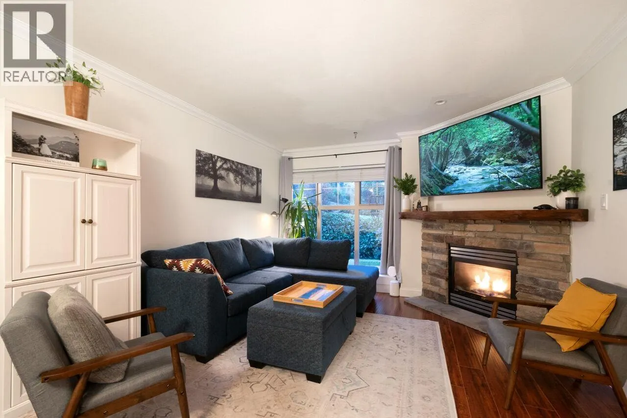 78 65 FOXWOOD DRIVE