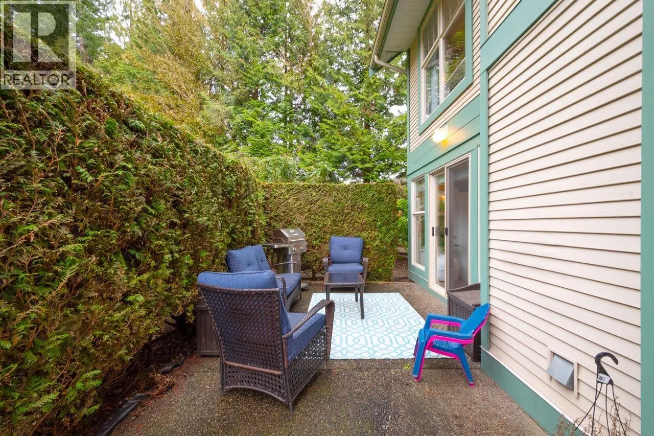 78 65 FOXWOOD DRIVE