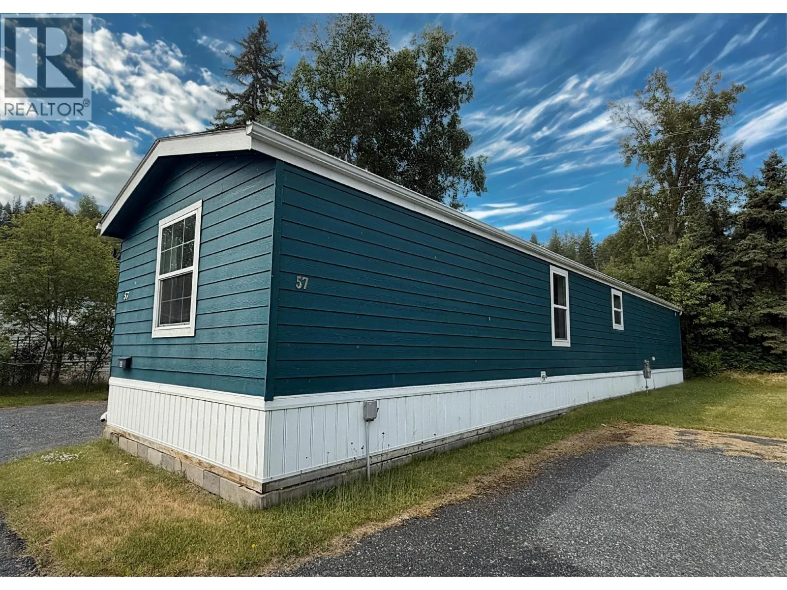 57 684 NORTH FRASER DRIVE