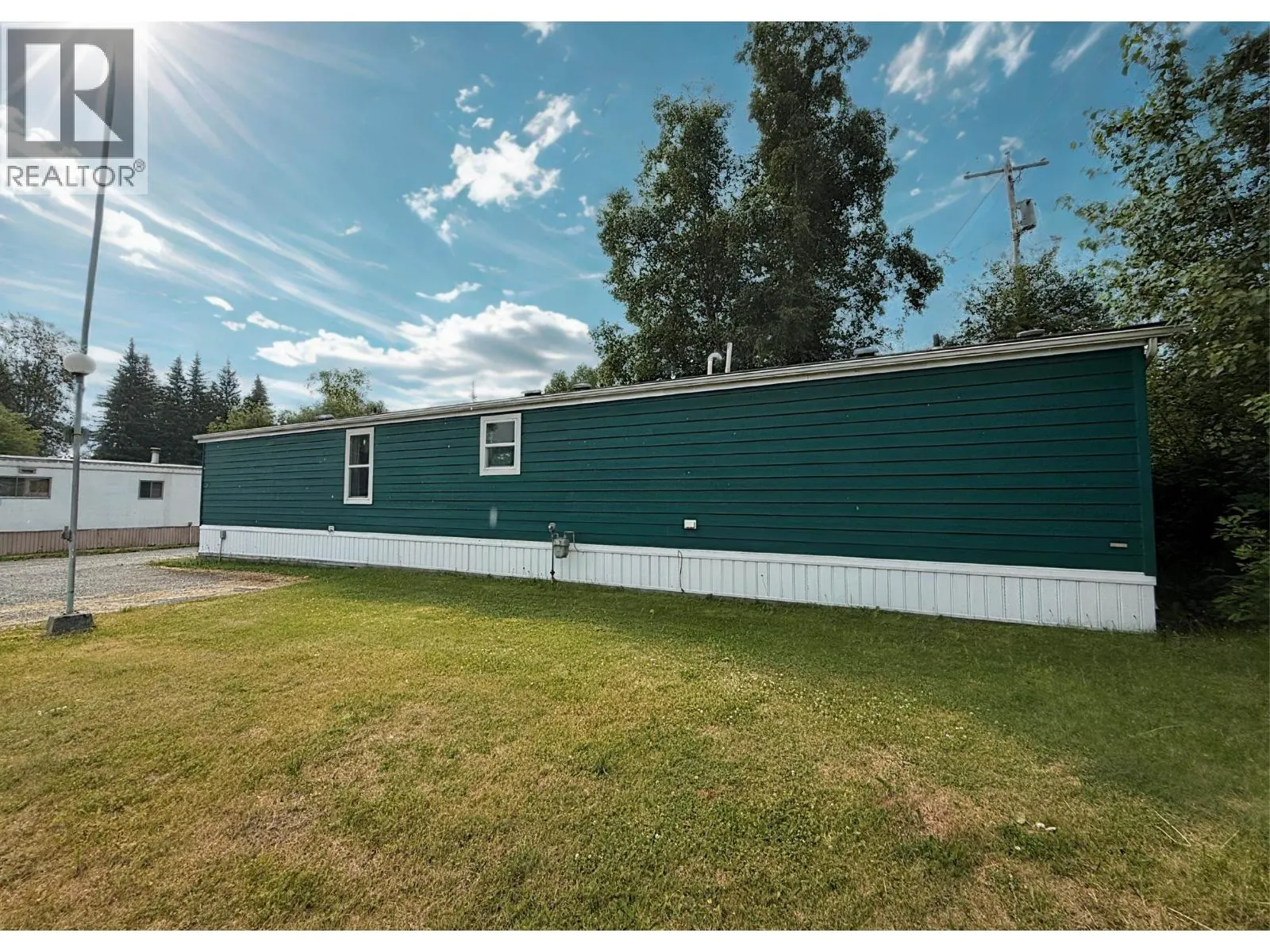 57 684 NORTH FRASER DRIVE