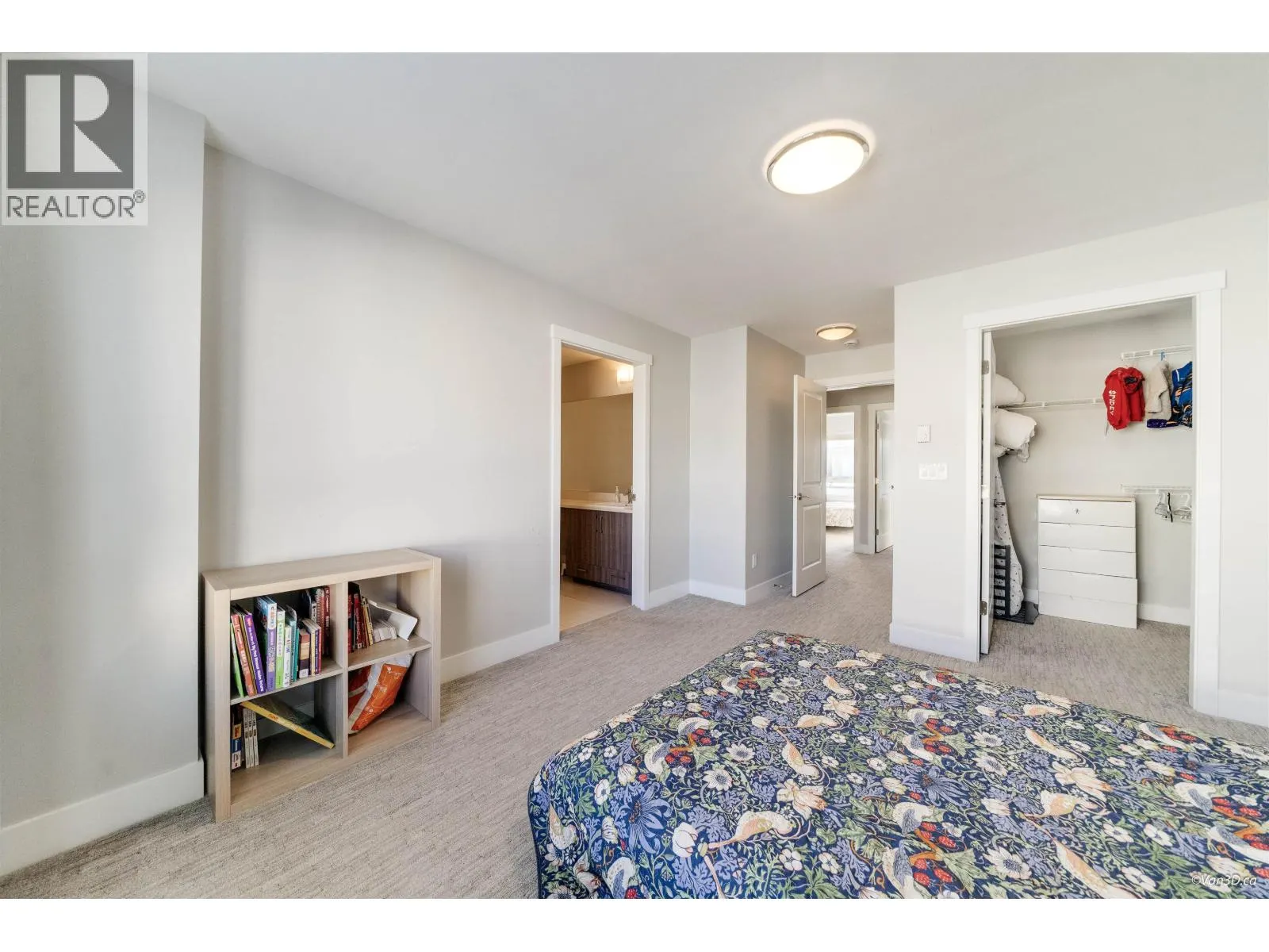 9 6028 MAPLE ROAD