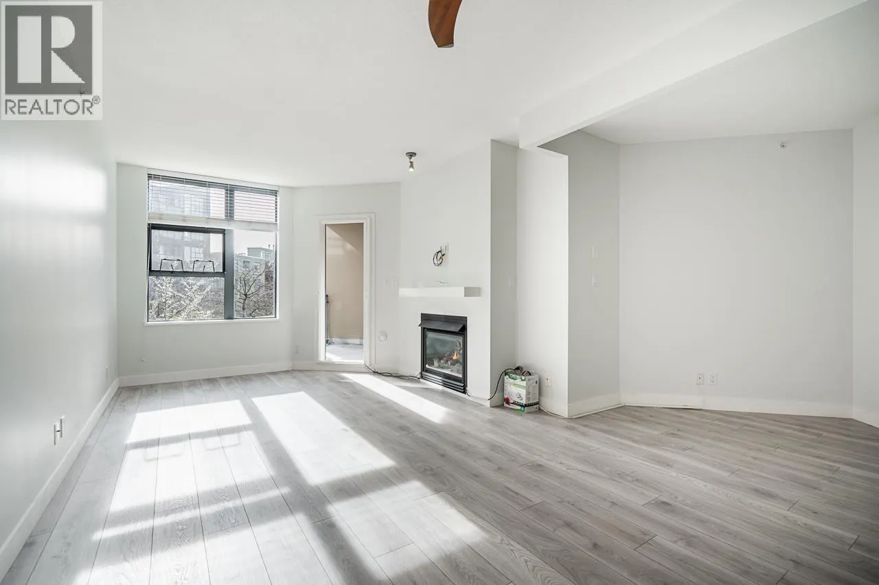 2263 REDBUD LANE