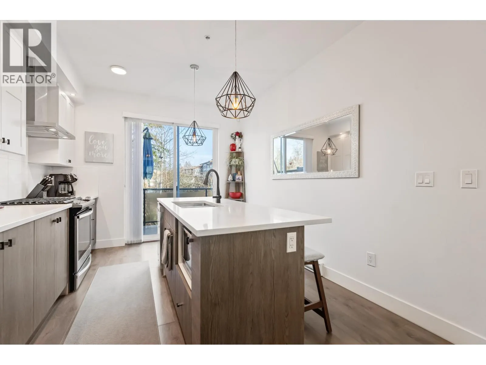 83 24108 104 AVENUE