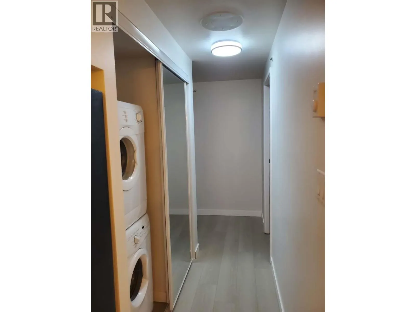 16XX 555 JERVIS STREET