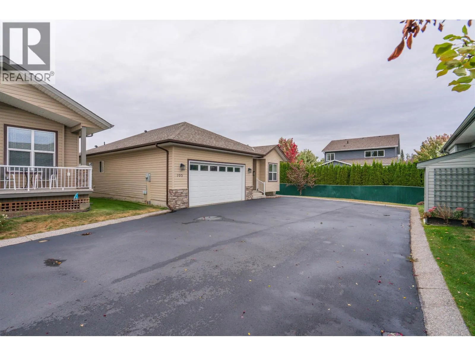 105 4272 DAVIS ROAD