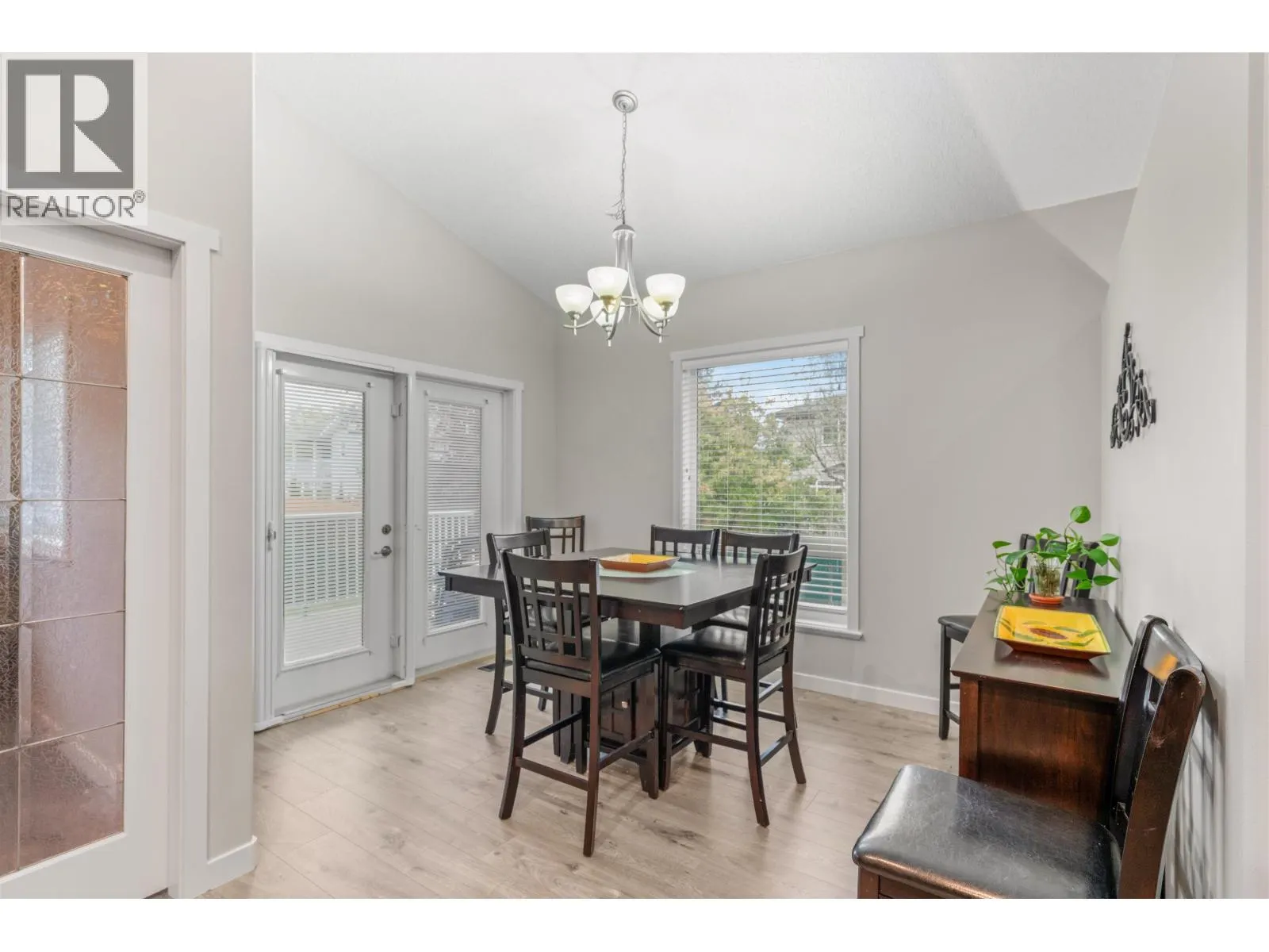 105 4272 DAVIS ROAD