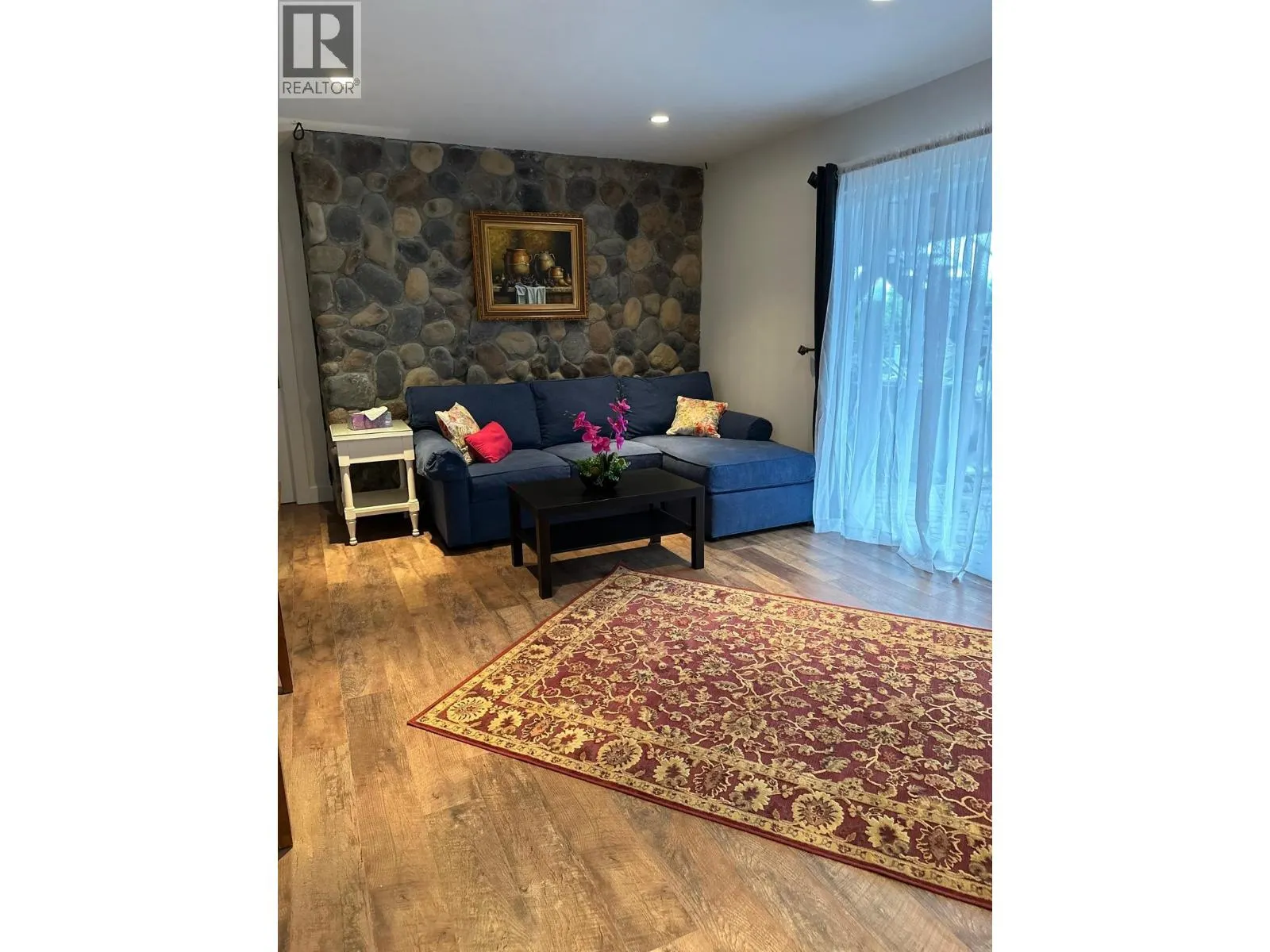 Garden level 5173 REDONDA DR