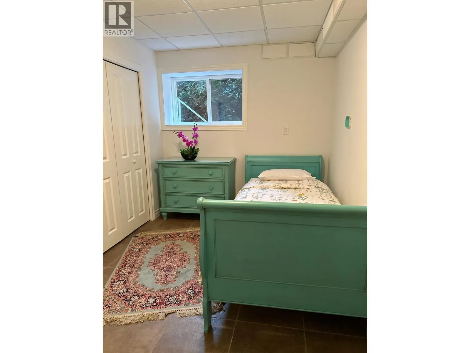 Garden level 5173 REDONDA DR