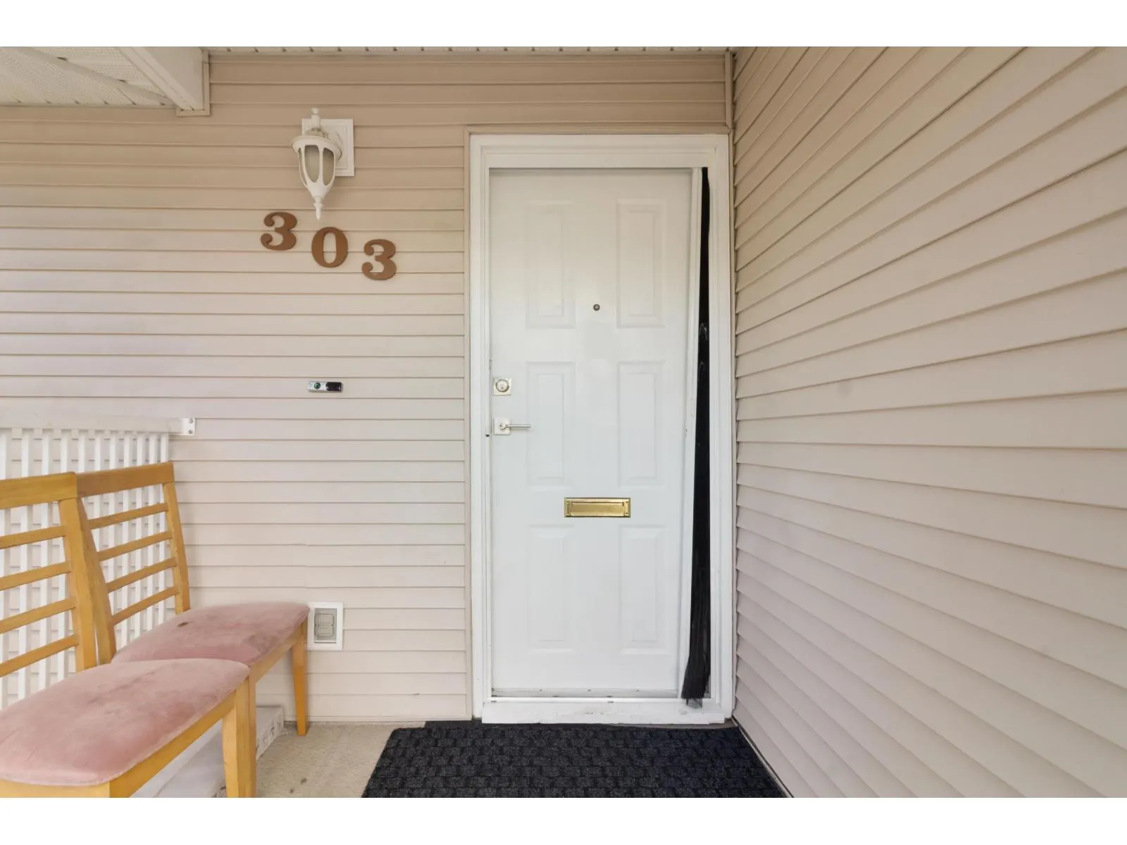 303 13955 72 AVENUE