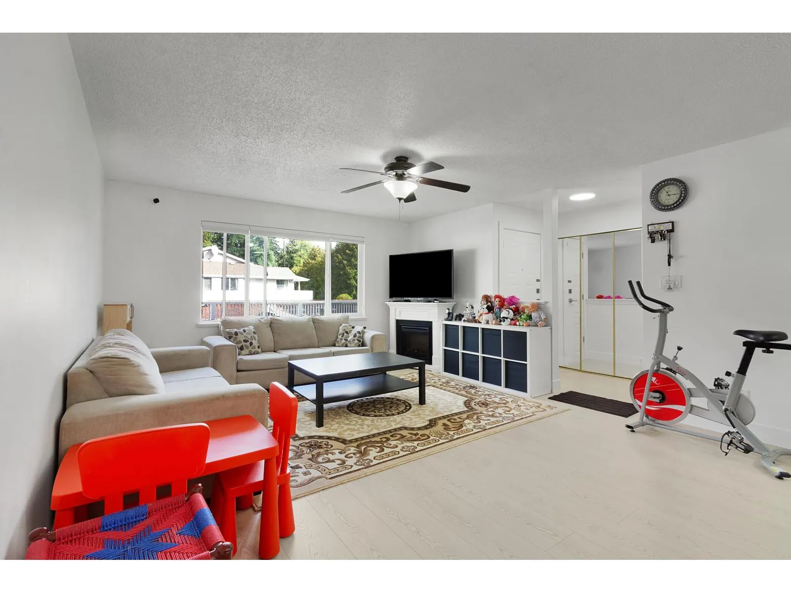 303 13955 72 AVENUE
