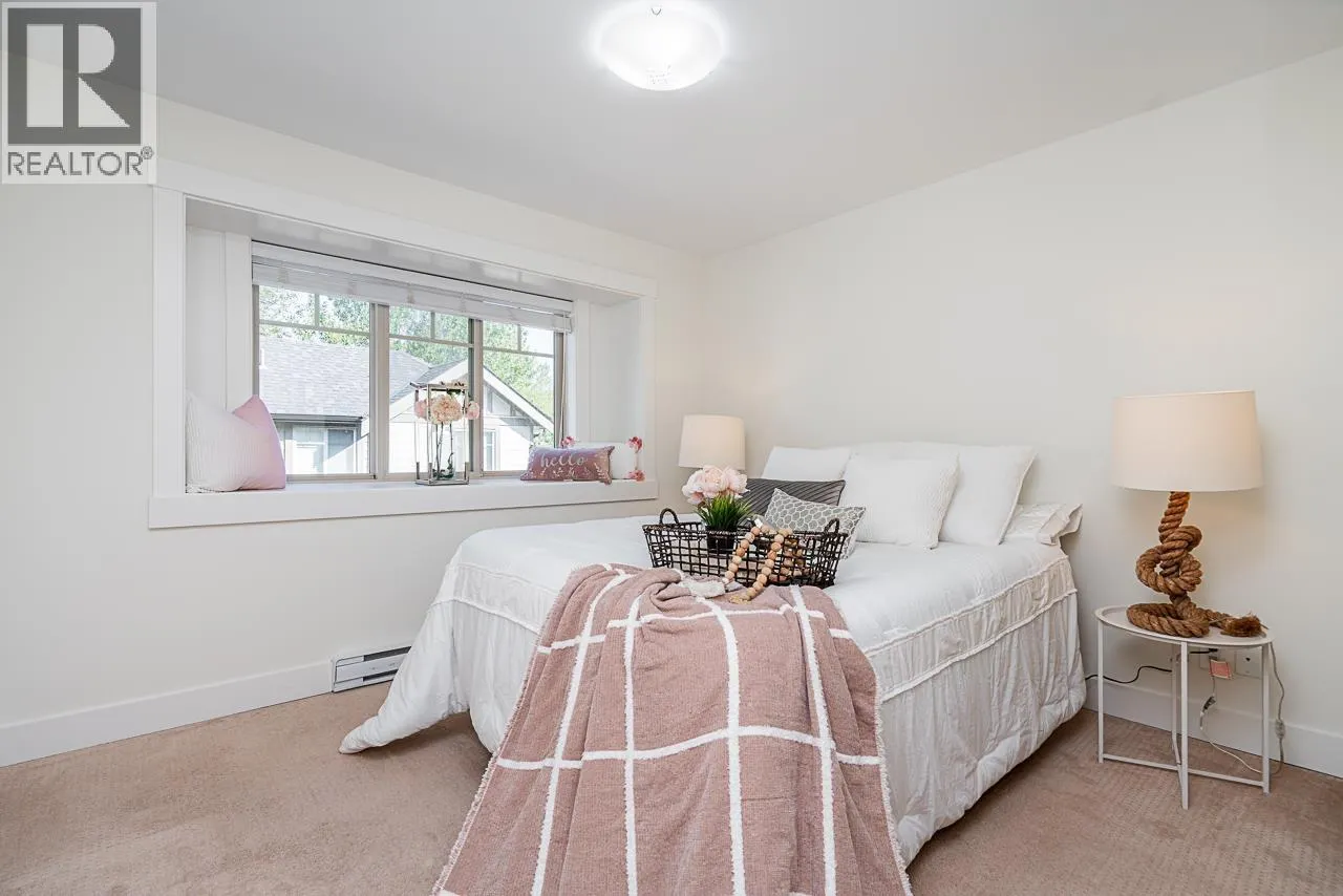 12 4033 DOMINION STREET