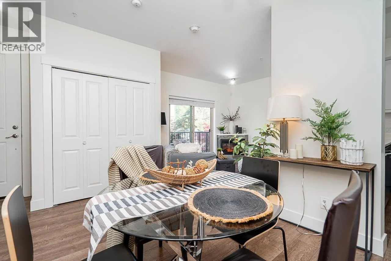12 4033 DOMINION STREET