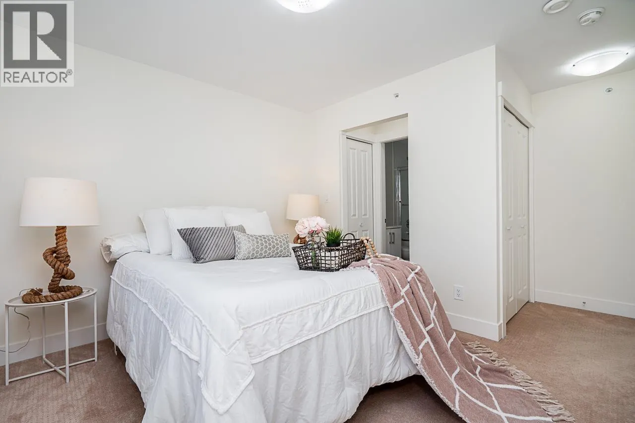 12 4033 DOMINION STREET