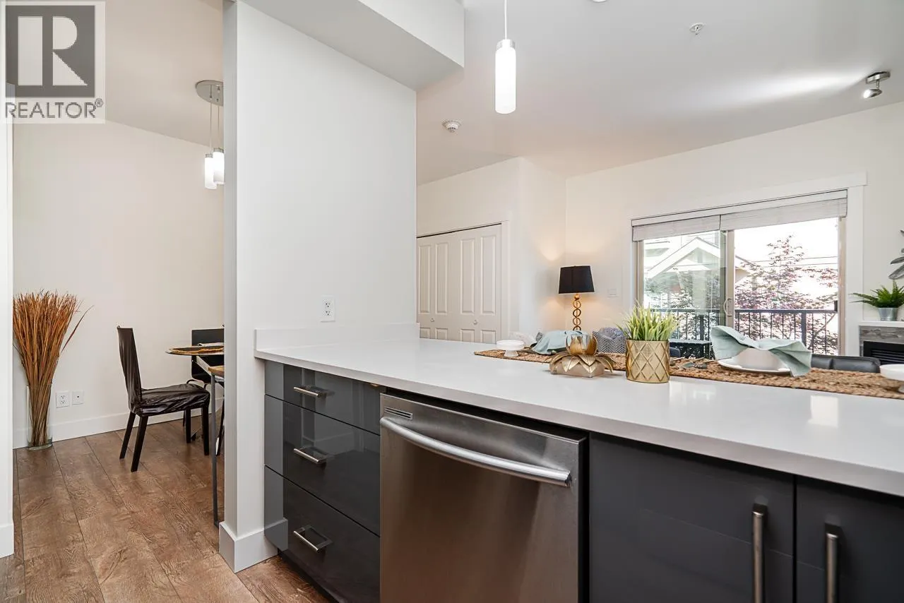 12 4033 DOMINION STREET