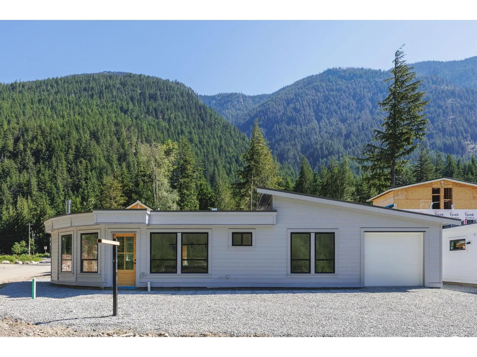 HG 188 71346 GROVE PLACE|Sunshine Valley