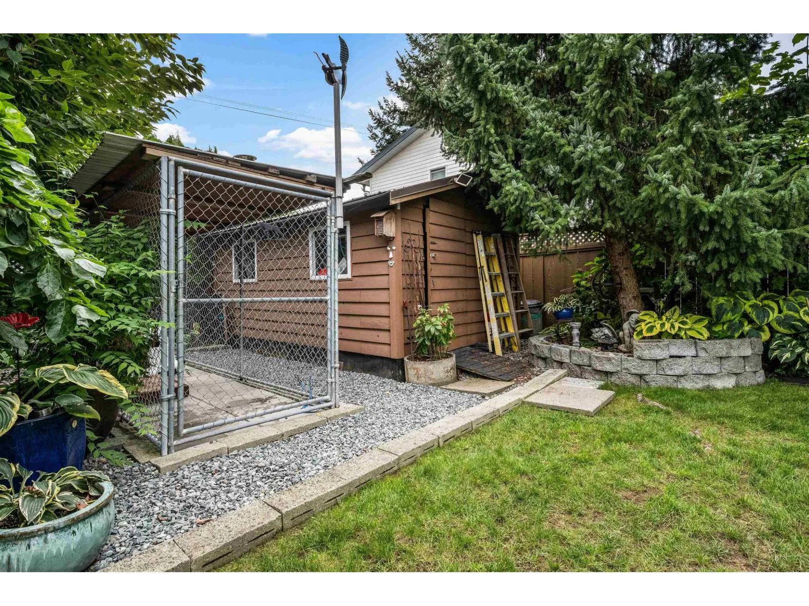 3625 QUALICUM STREET