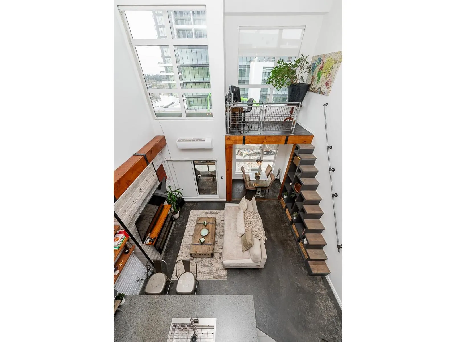 407 13733 107A AVENUE