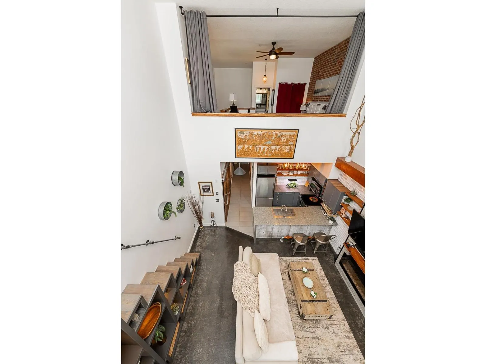 407 13733 107A AVENUE