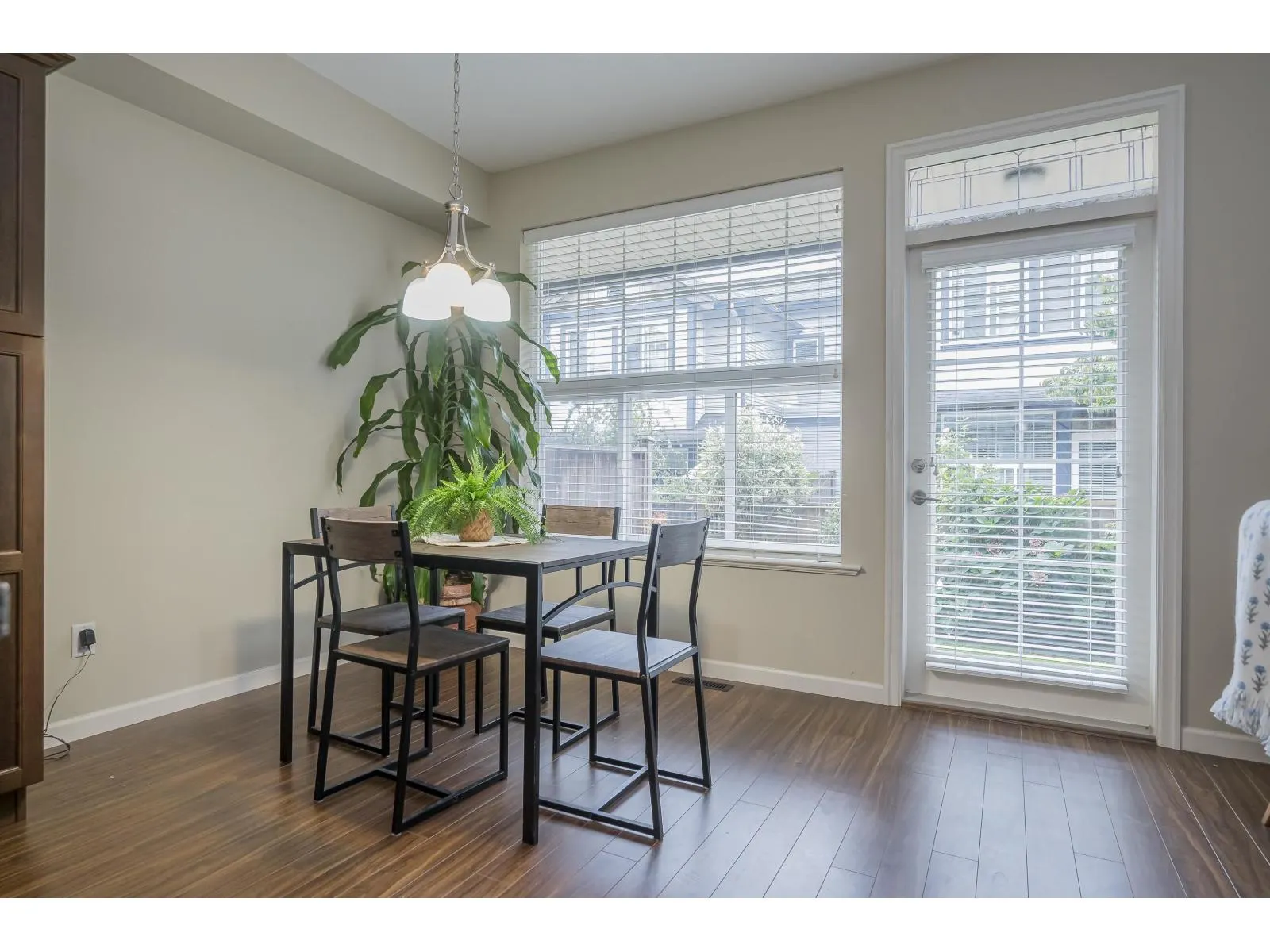 61 20831 70 AVENUE