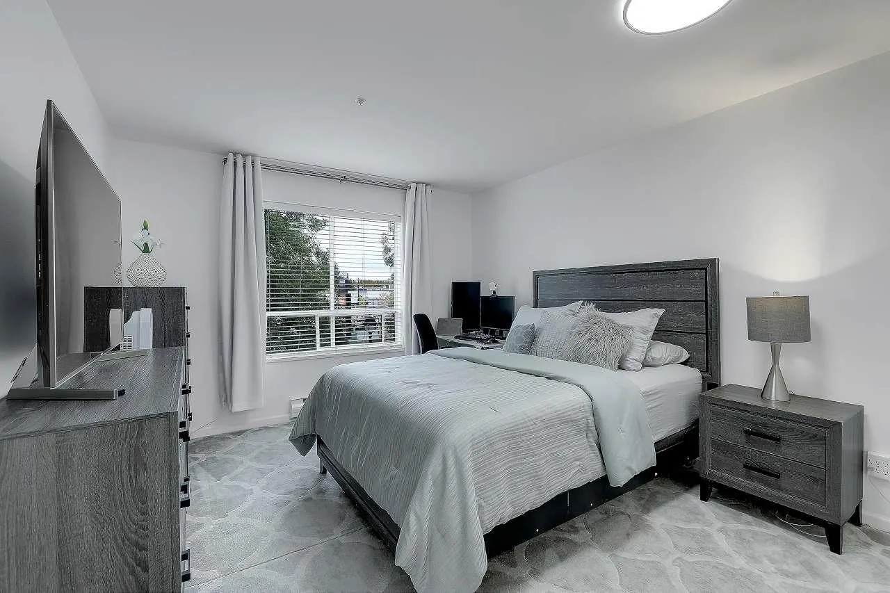 201 5450 208 STREET