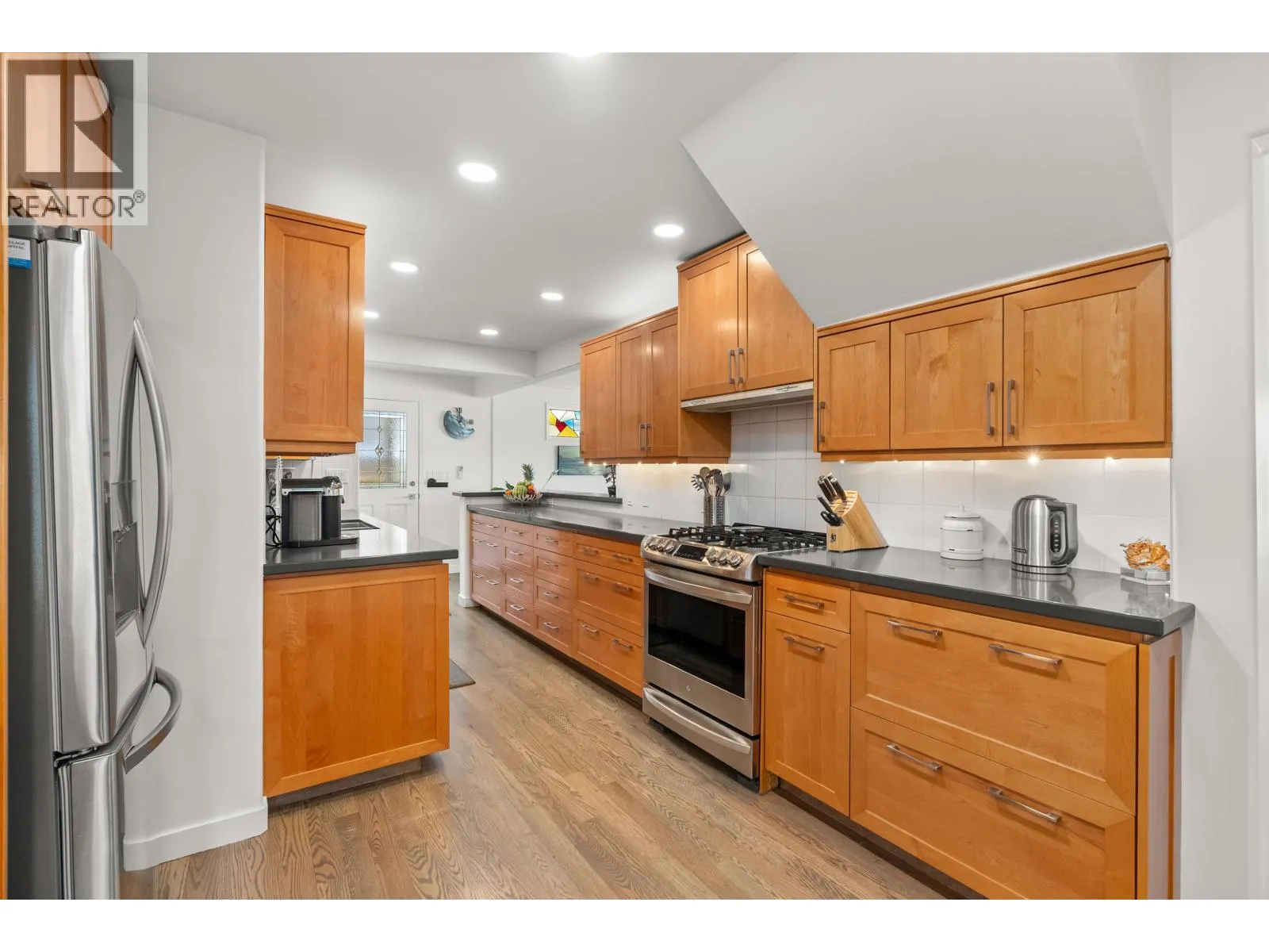 1188 ALDERSIDE ROAD