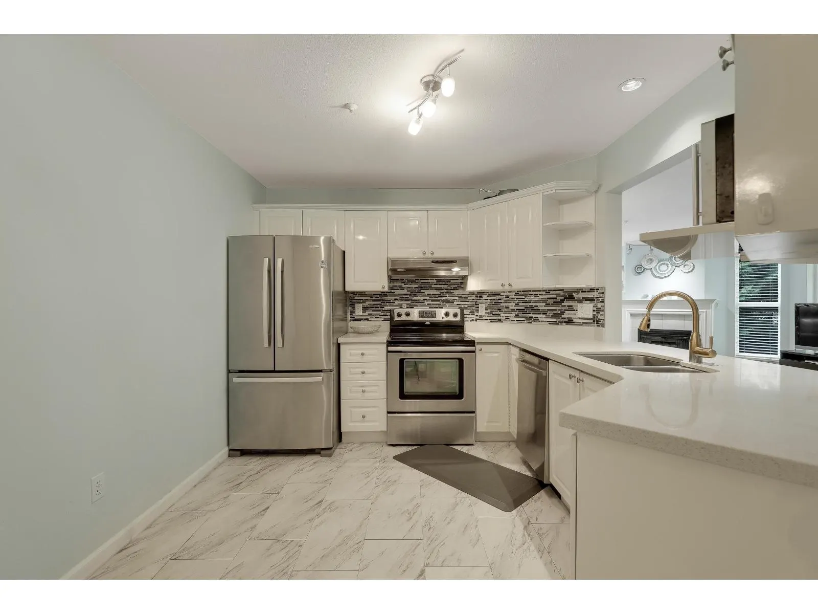 218 12088 66 AVENUE