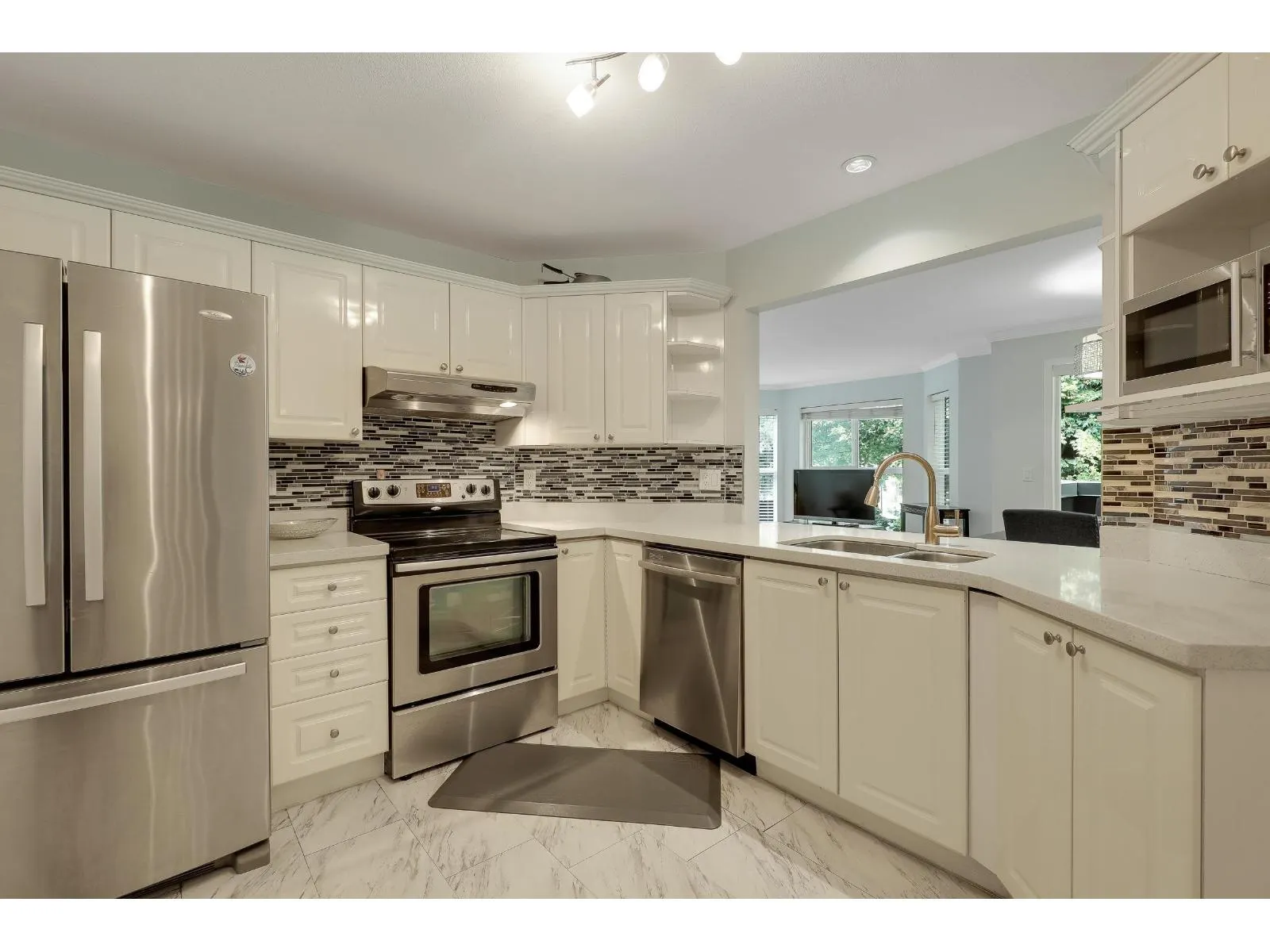 218 12088 66 AVENUE