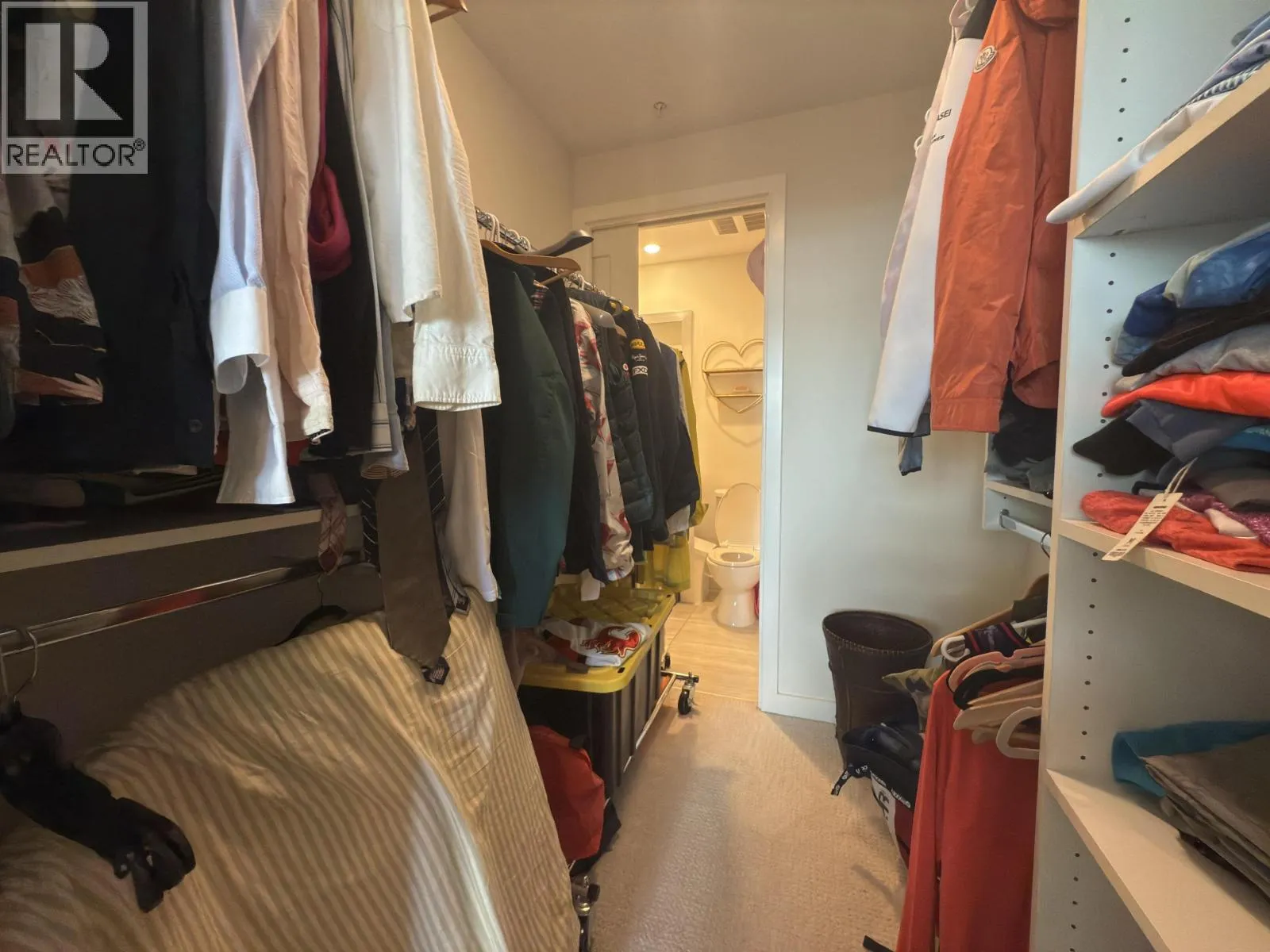 707 8628 HAZELBRIDGE WAY