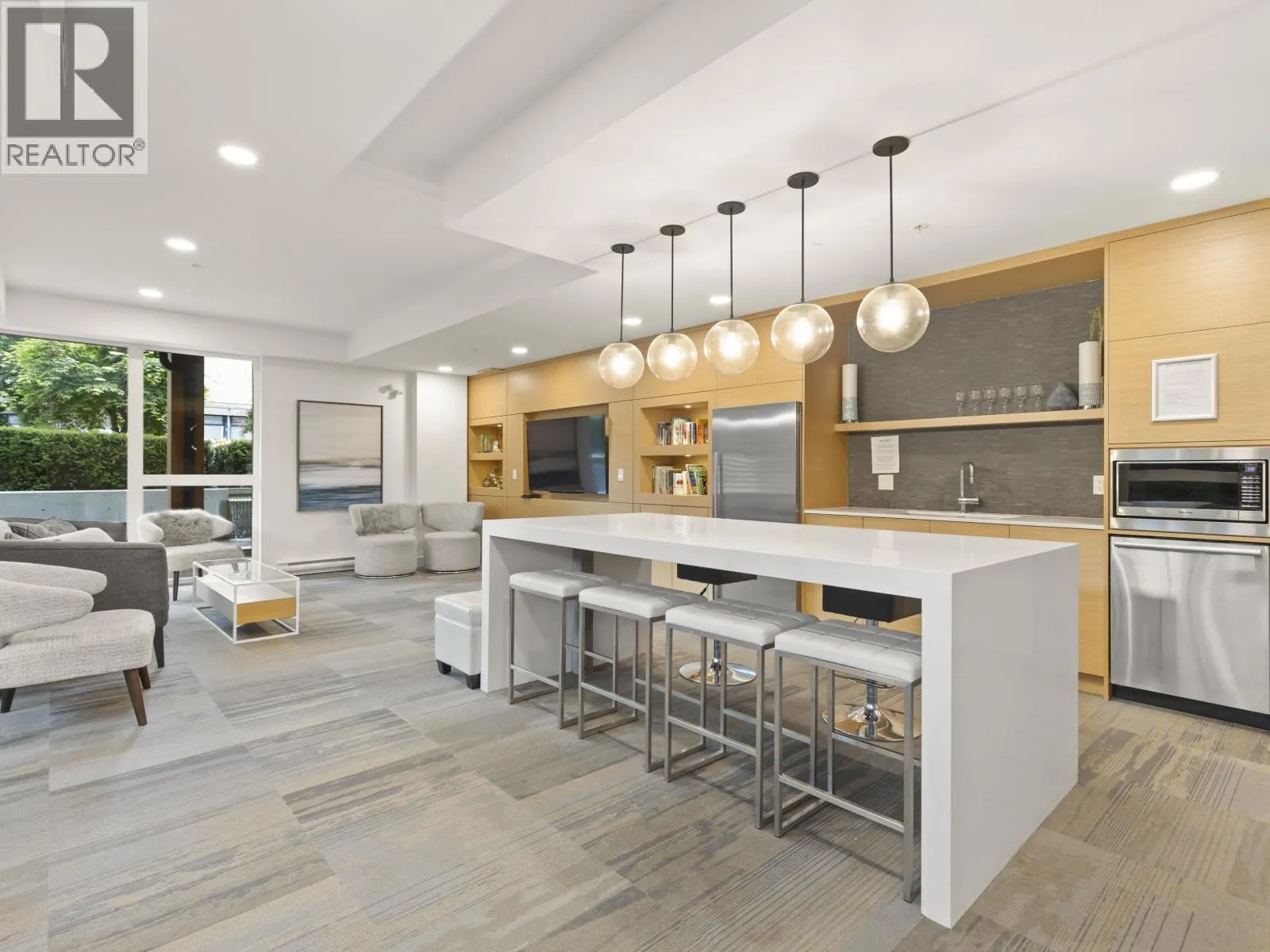 303 1327 DRAYCOTT ROAD