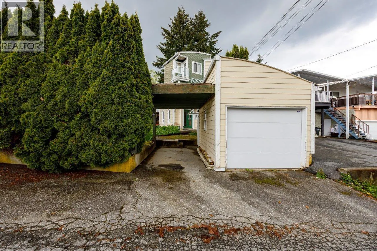 26 N STRATFORD AVENUE