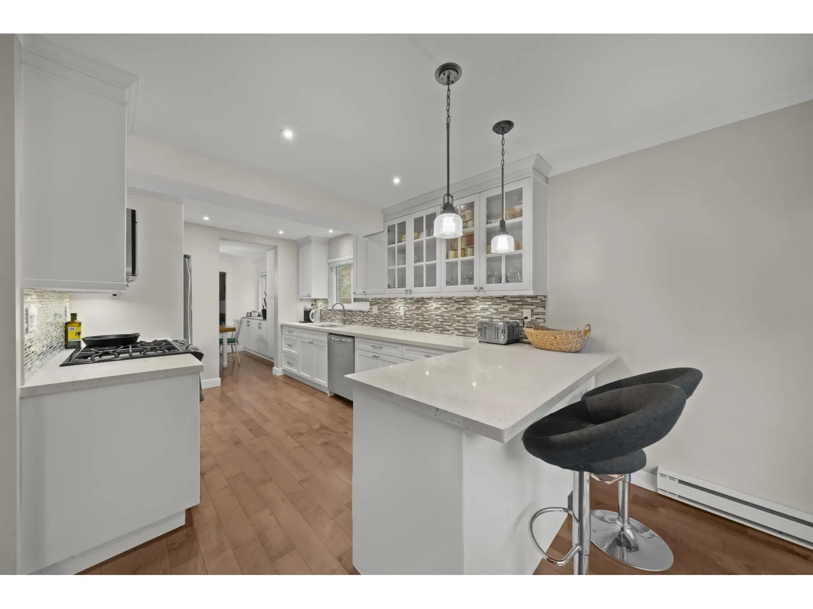 13507 15 AVENUE