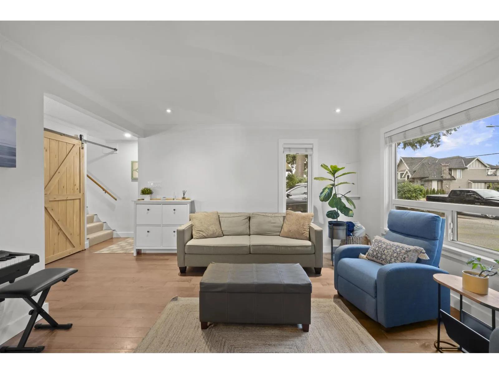 13507 15 AVENUE