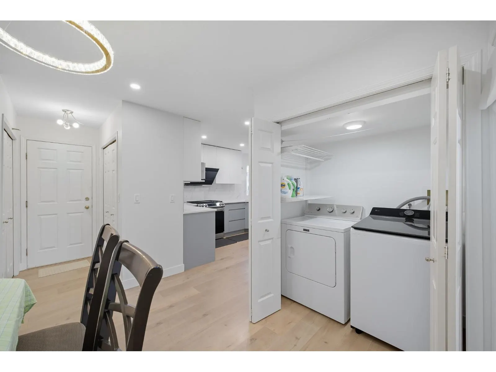 118 15121 19 AVENUE